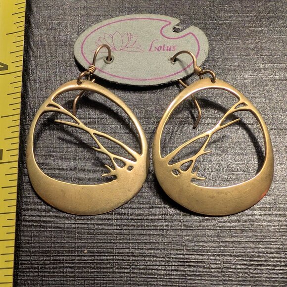 vintage D. Stewart Bulrushes Earrings - Picture 3 of 4